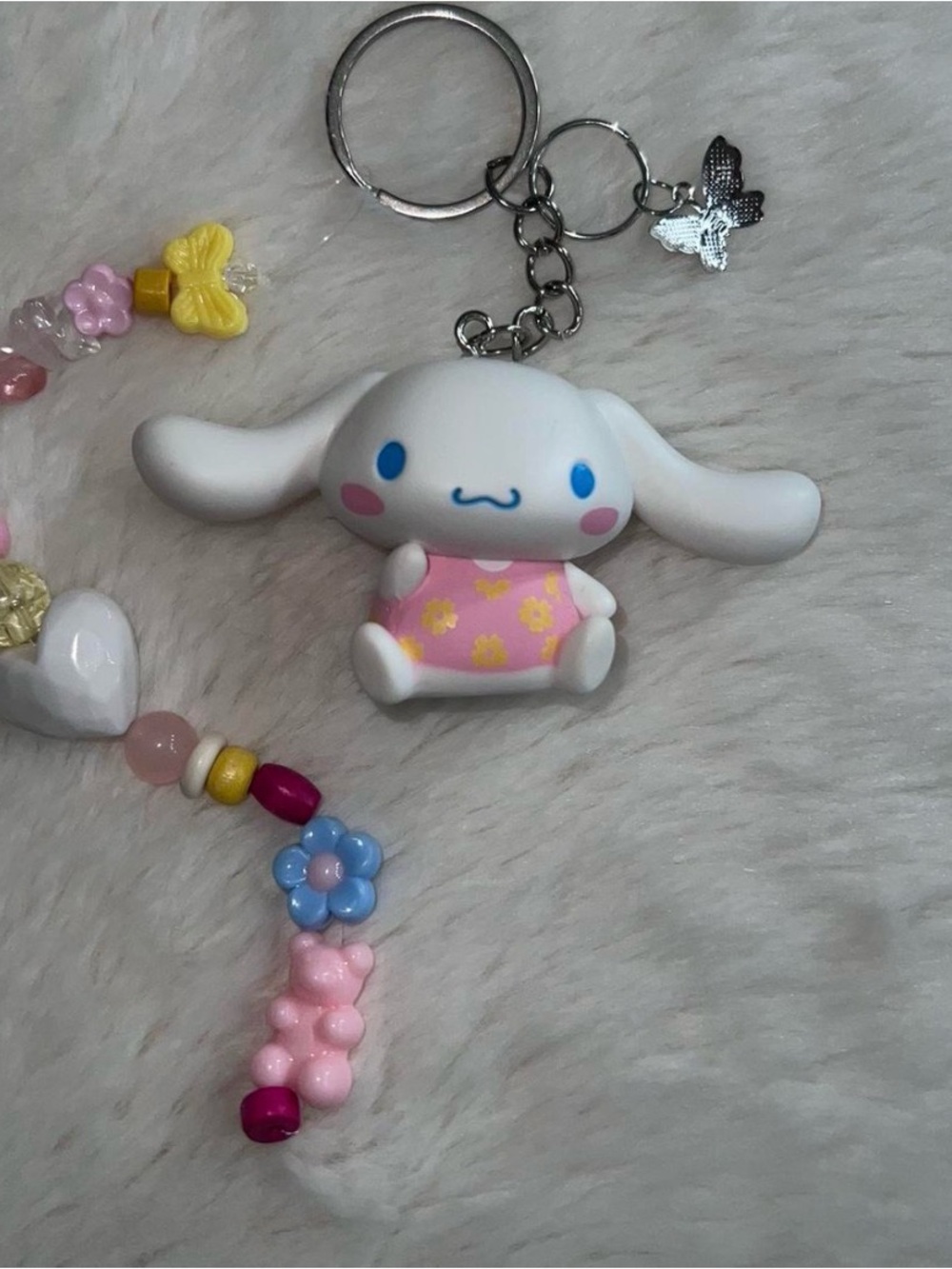 Hello Kitty Cinnamoroll-Style Pink Floral Keychain